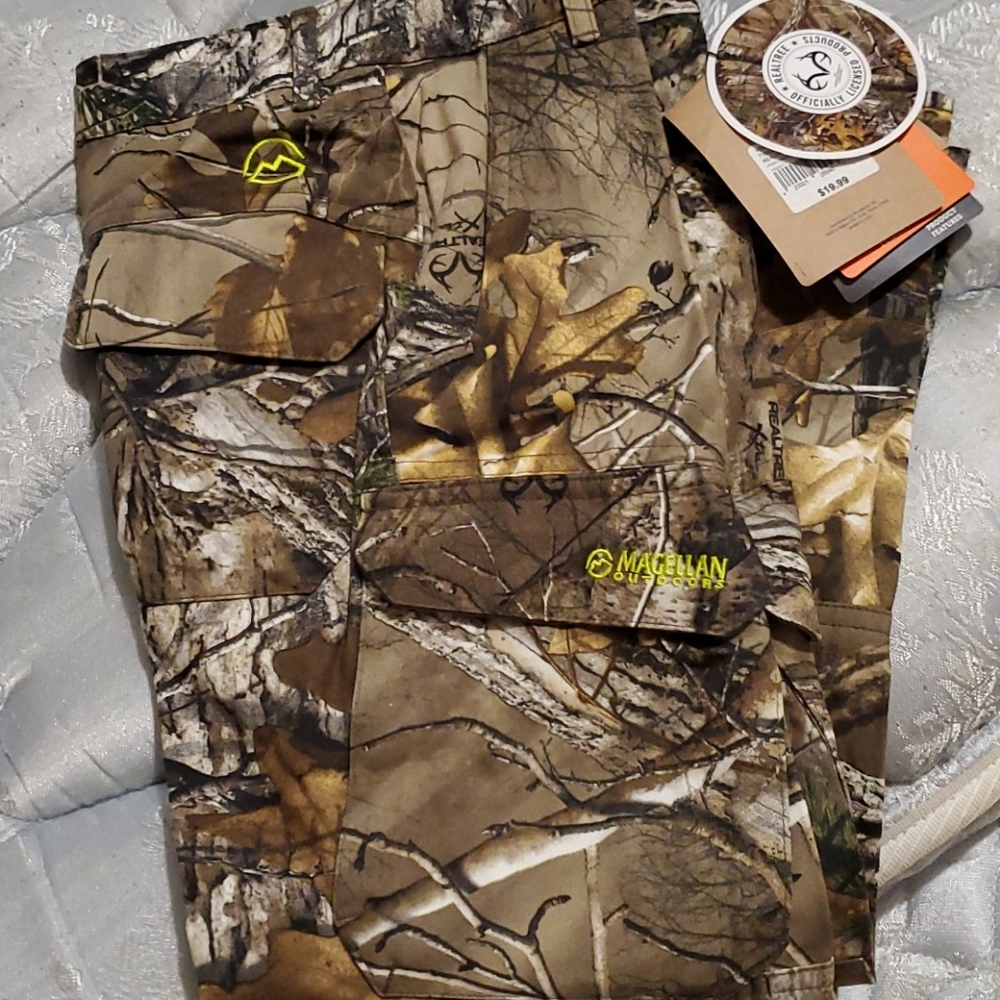 Kids camo pants